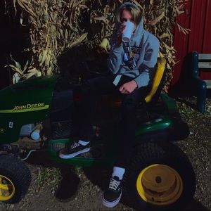 Meet your Posher, Gage